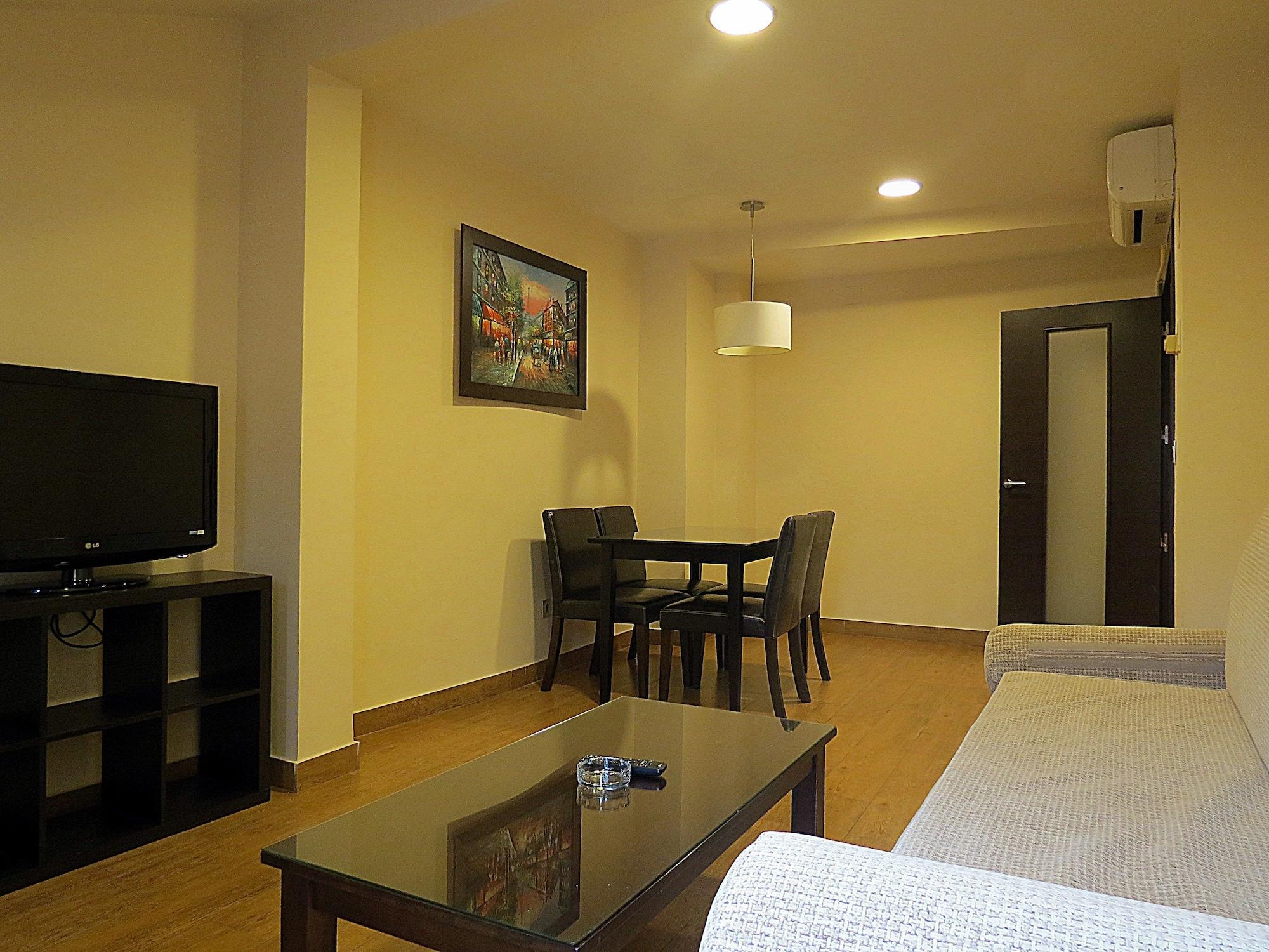 Apartamentos Boutique Catedral Valladolid Room photo